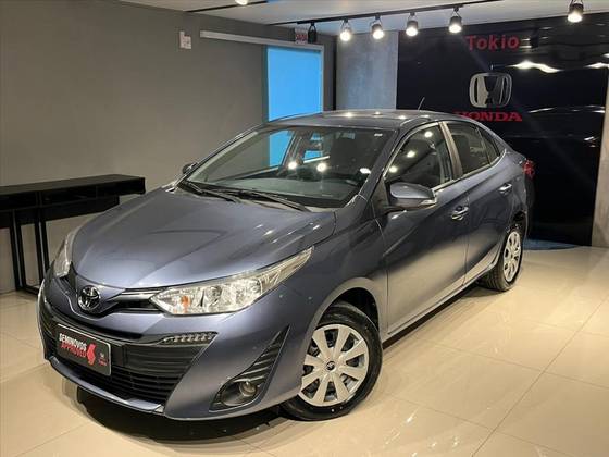 TOYOTA YARIS 1.5 16V FLEX SEDAN XL LIVE MULTIDRIVE